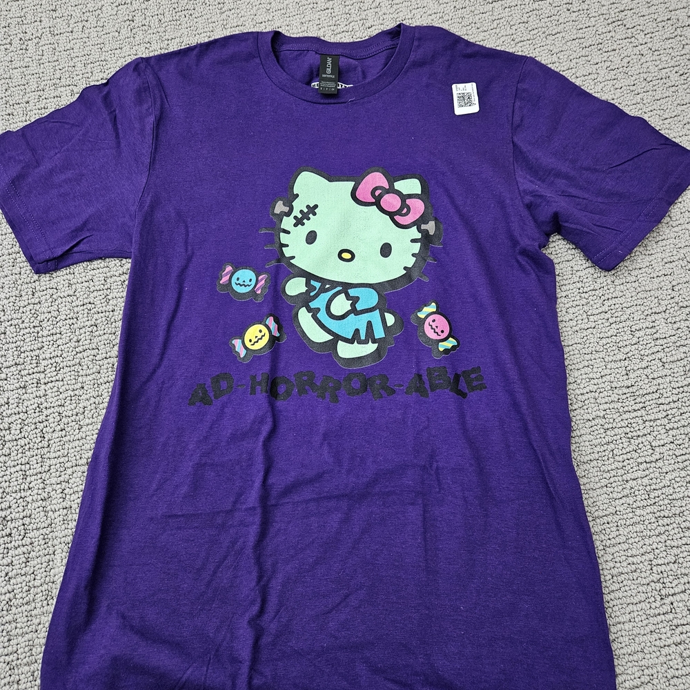 **SOLD**Hello Kitty Halloween Zombie Ad-Horror-Able Graphic T Shirt Size Small